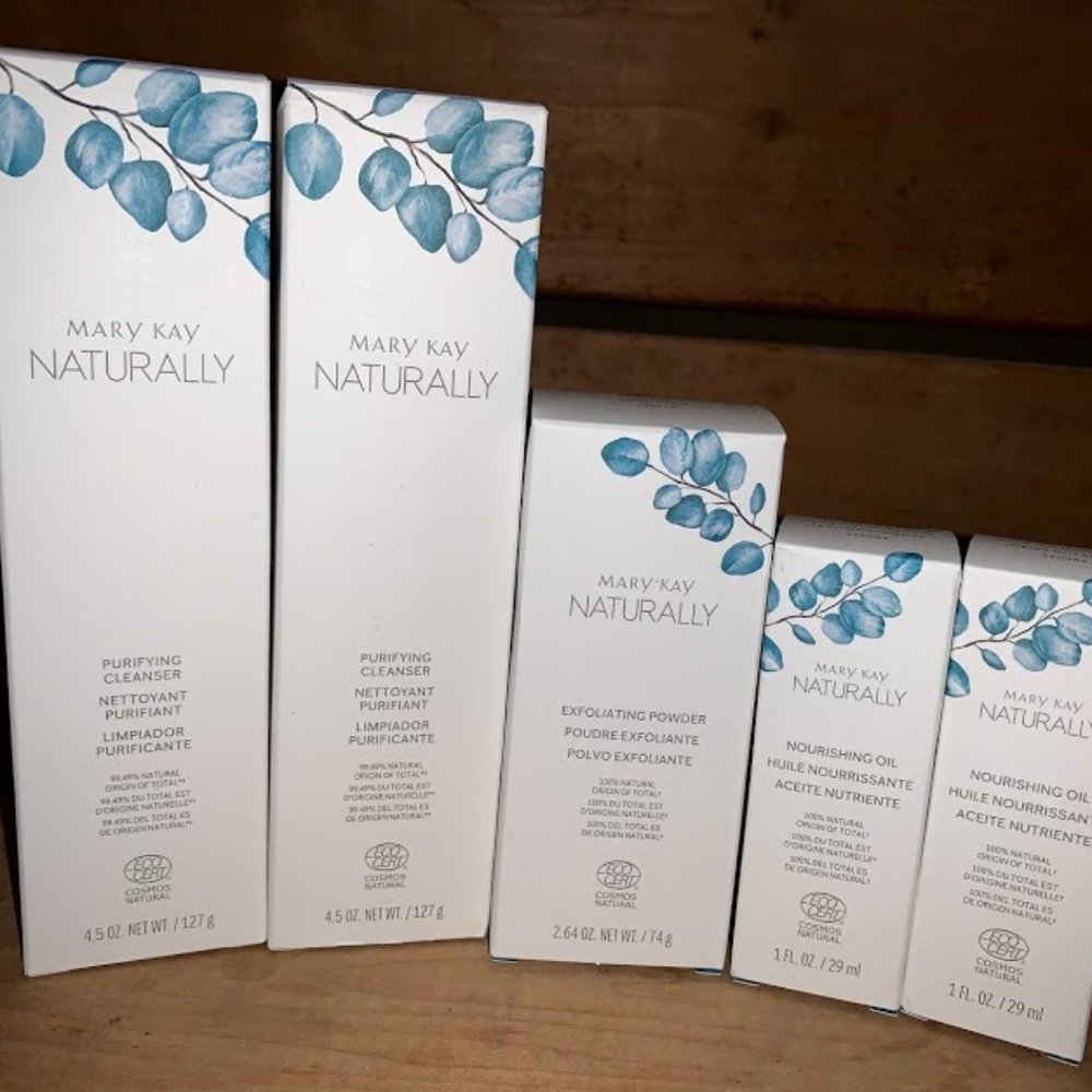 Mary Kay Naturally  Purifying Cleanser